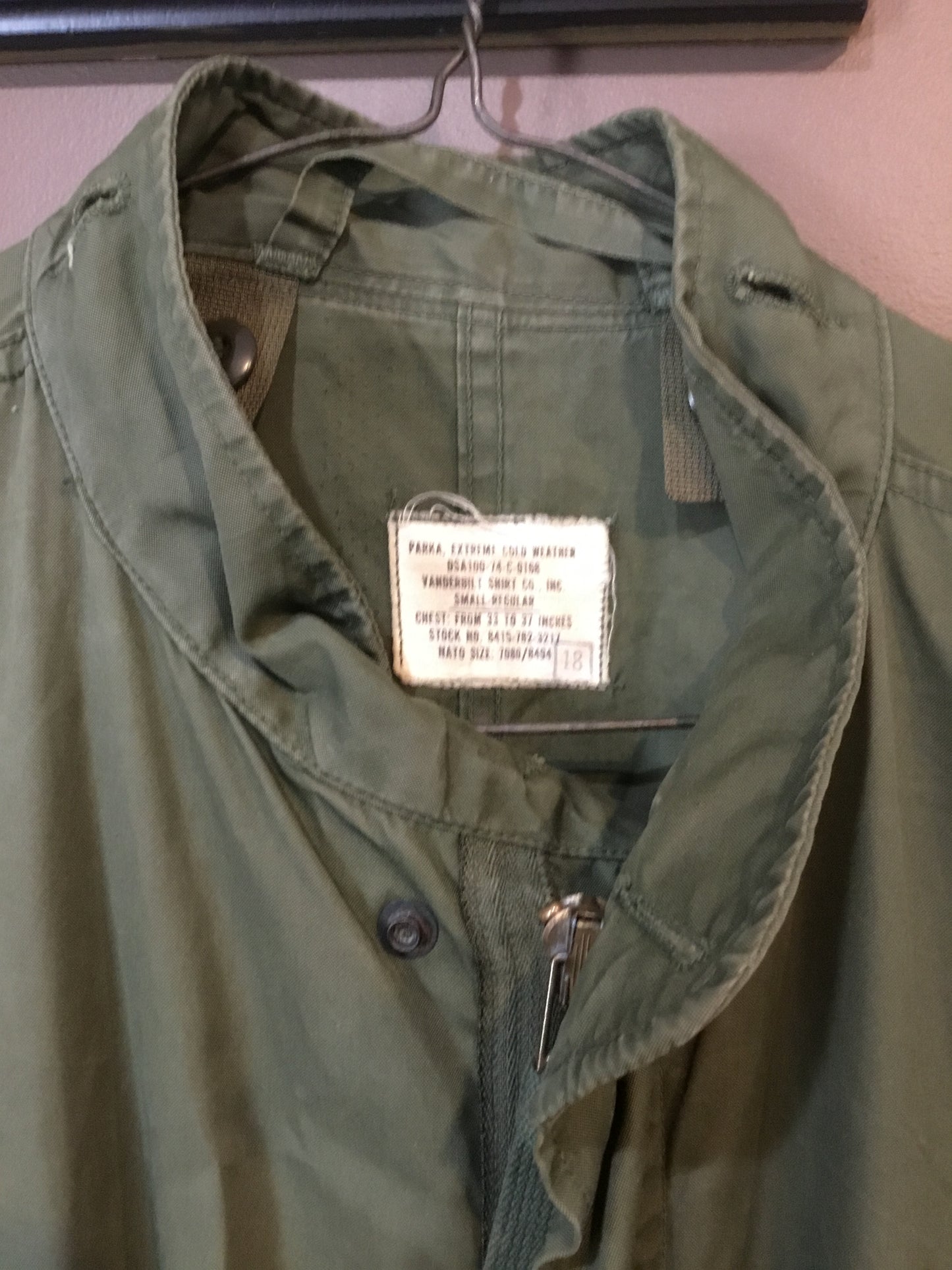 Vintage US MILITARY FISHTAIL PARKA
