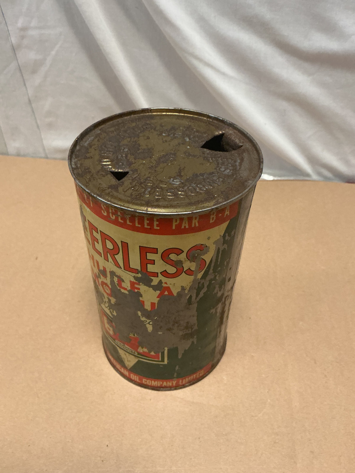 Vintage B-A Peerless motor oil 1 quart-British American oil can