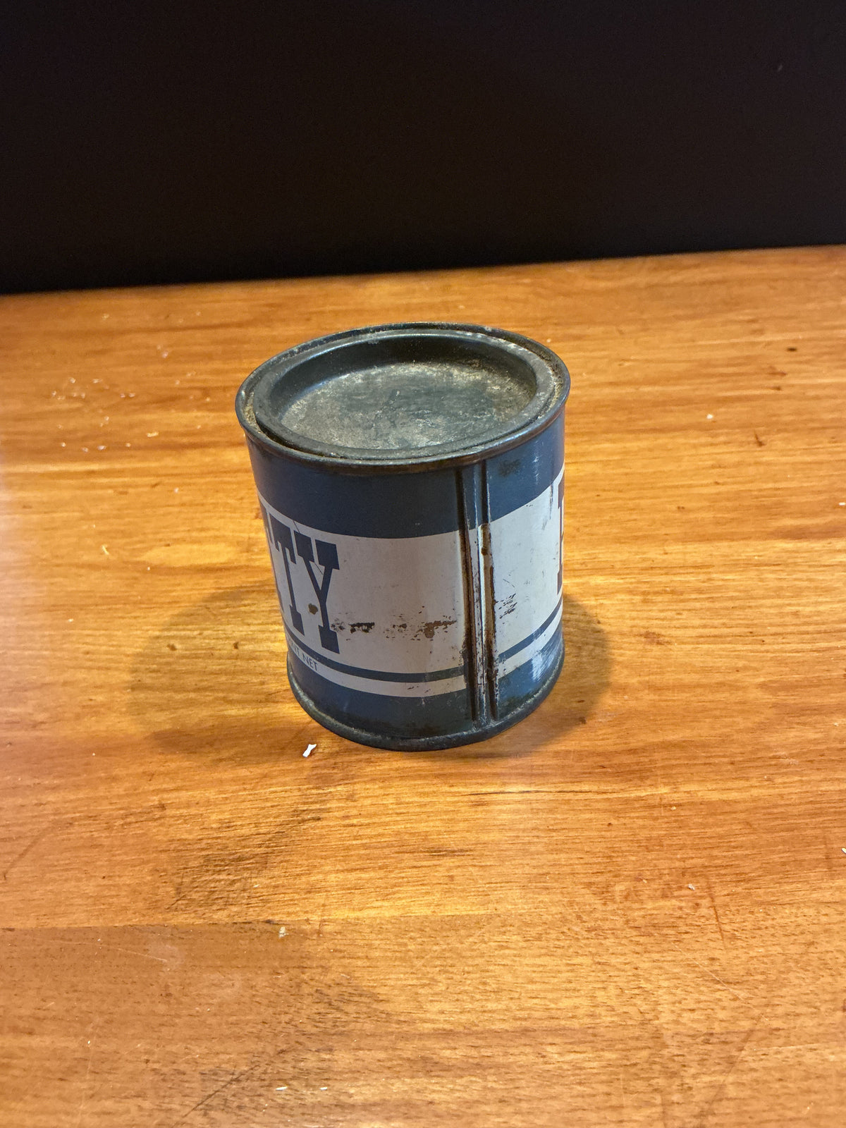 Vintage Half Pint Putty Tin