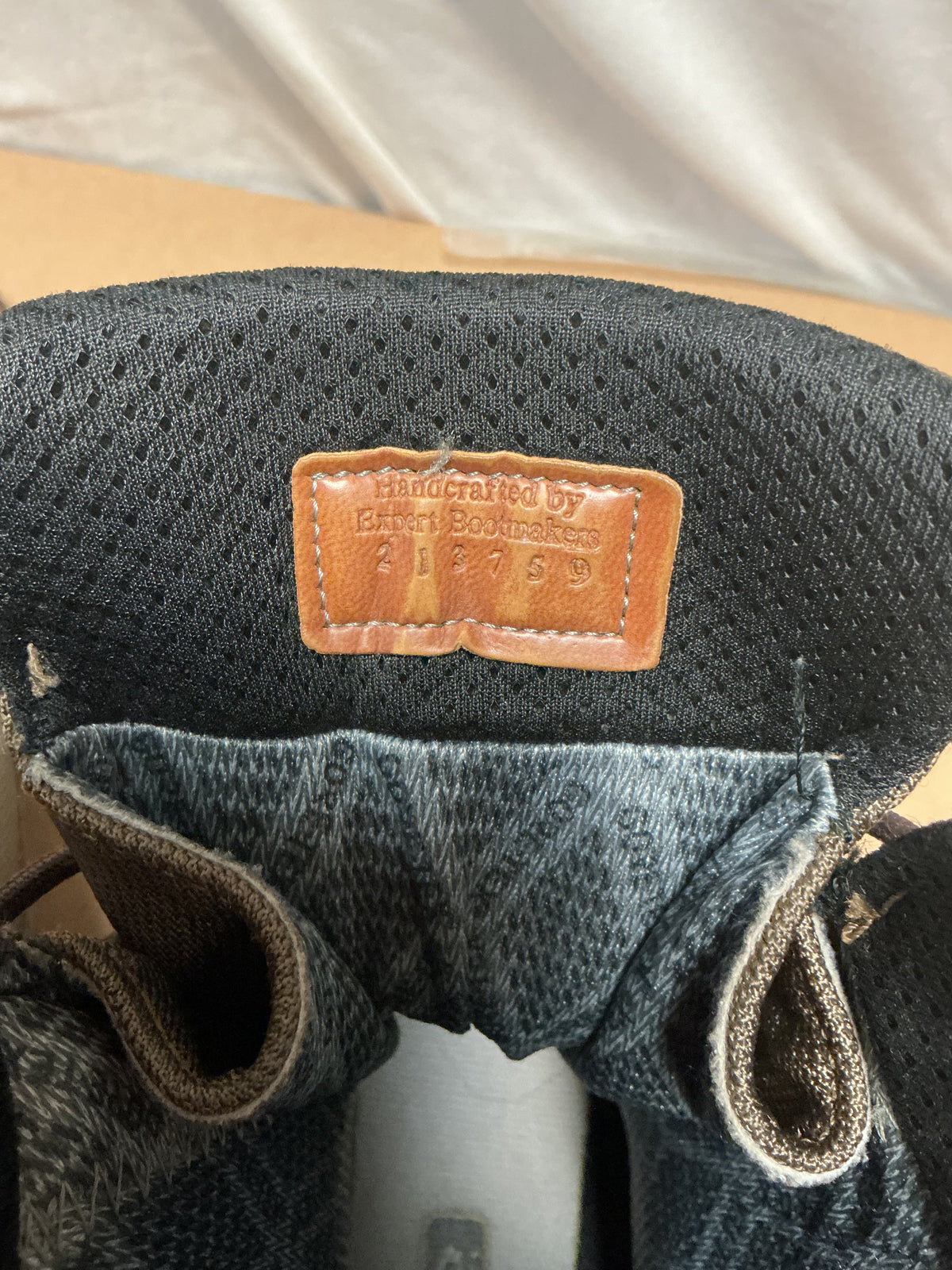 AKU BOOTS GORE-TEX LINED SIZE 11 UK