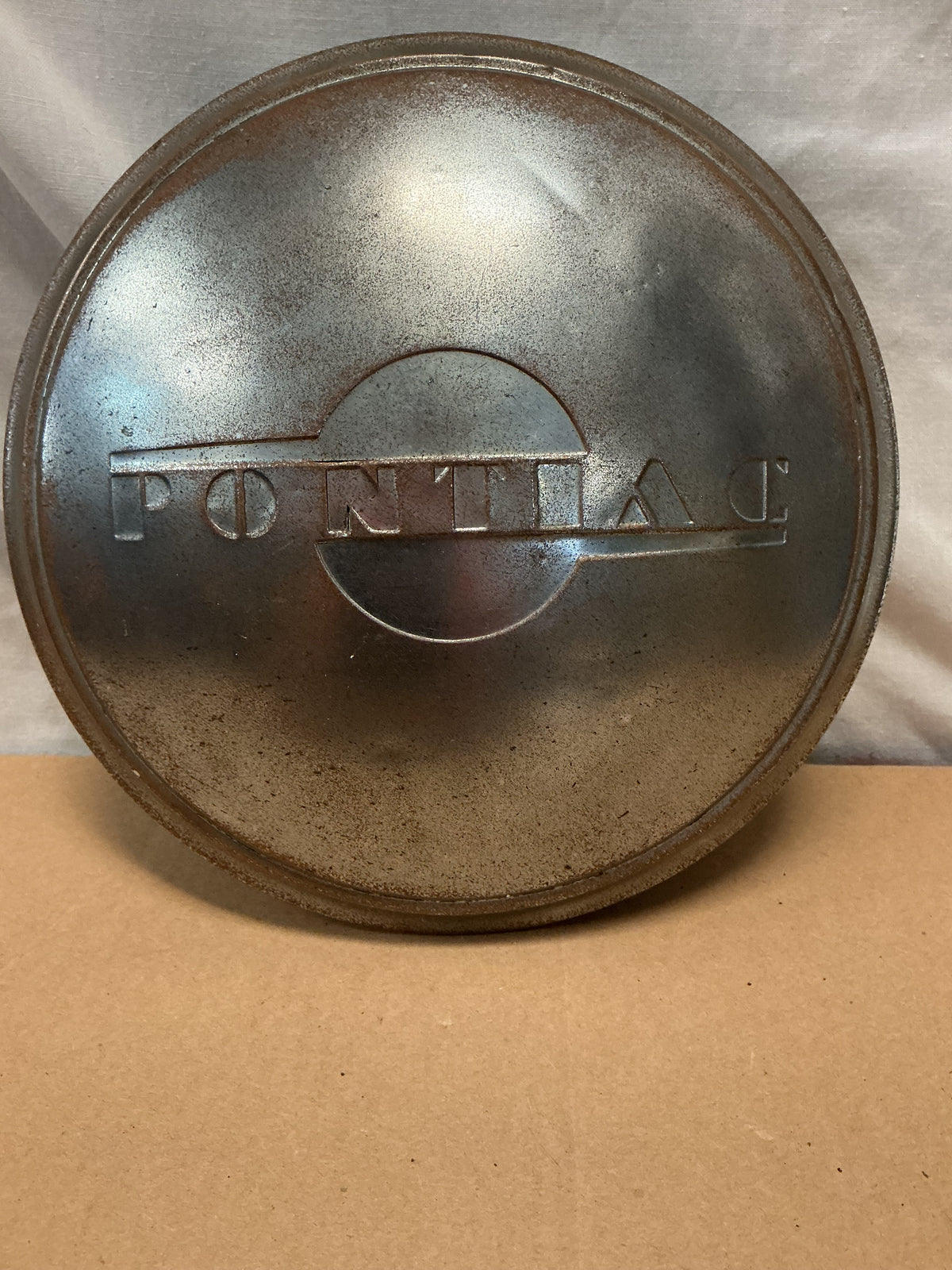 Late 1930’s Pontiac Dog Dish or Poverty/Standard Hubcap