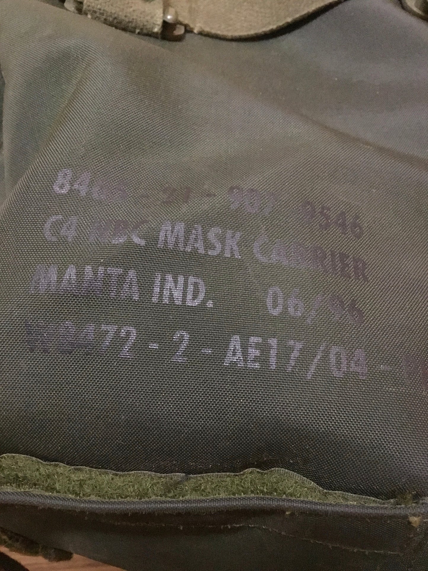 Canadian military respirator /gas mask bag