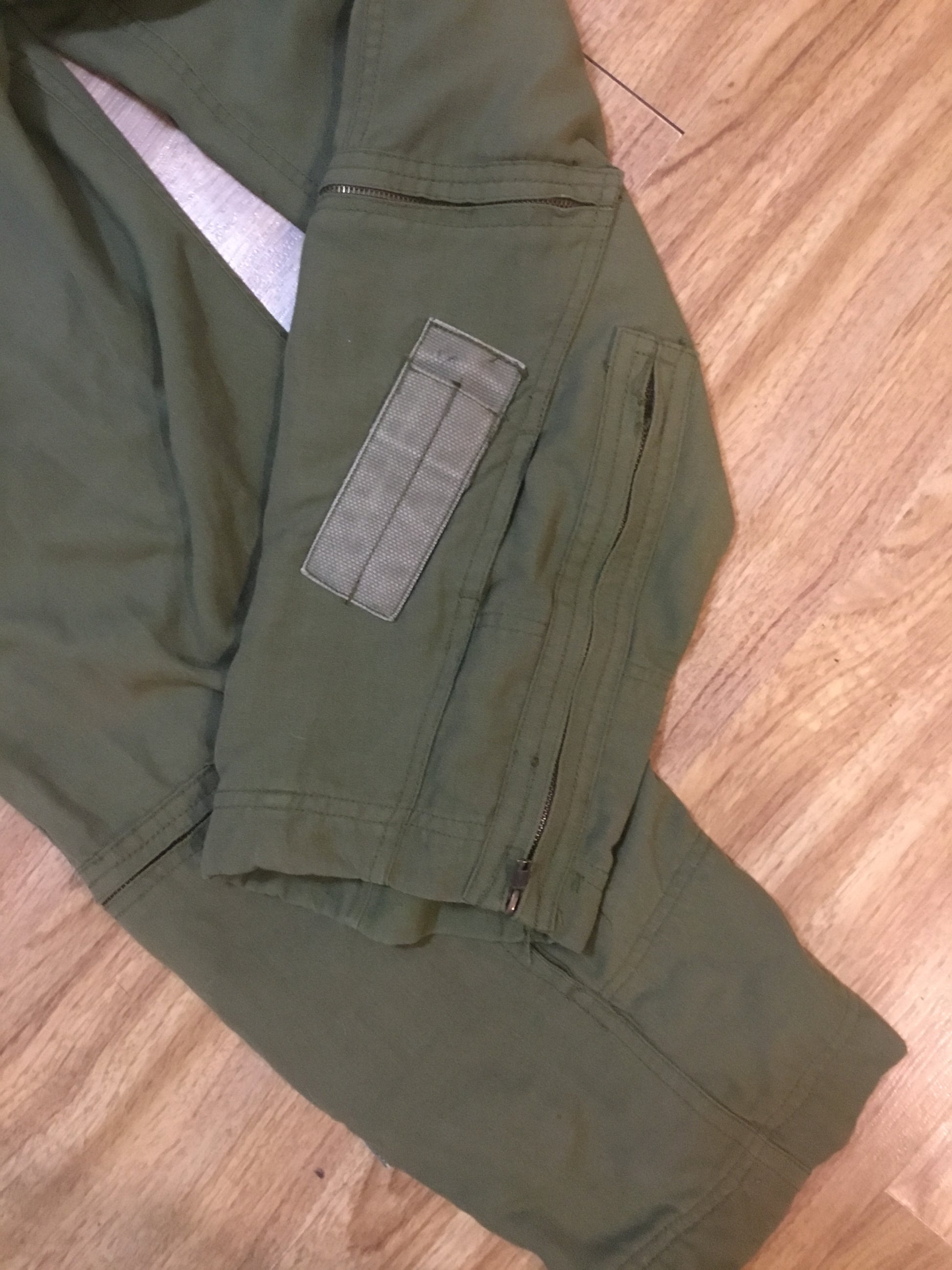 Canadian Airforce flight Suit Medium – Roy's Army Surplus & Collectables