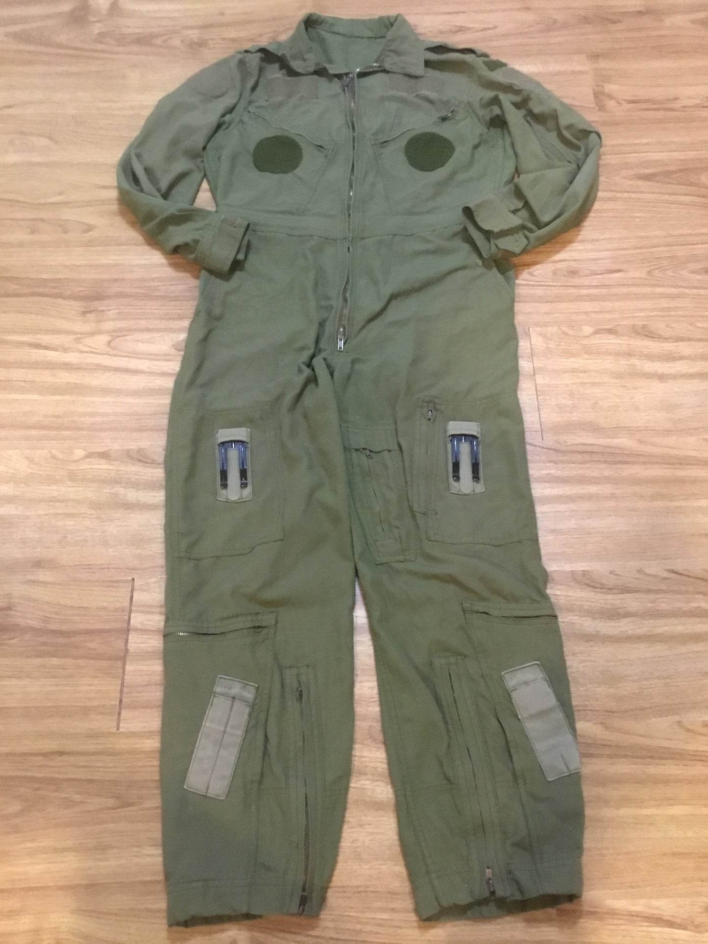 Canadian Airforce flight Suit Medium – Roy's Army Surplus & Collectables
