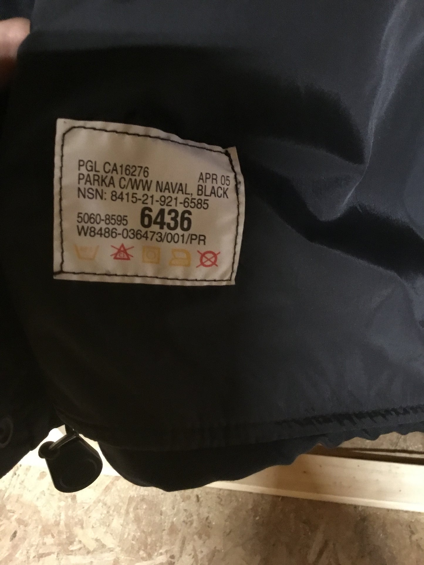 Canadian Navy Wet Weather Parka , size is 6436 or small