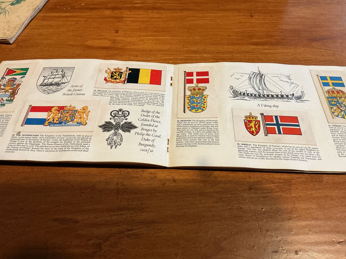 1969 Brooke Bond Picture Cards Flags & Emblems of the World ( complete in album )