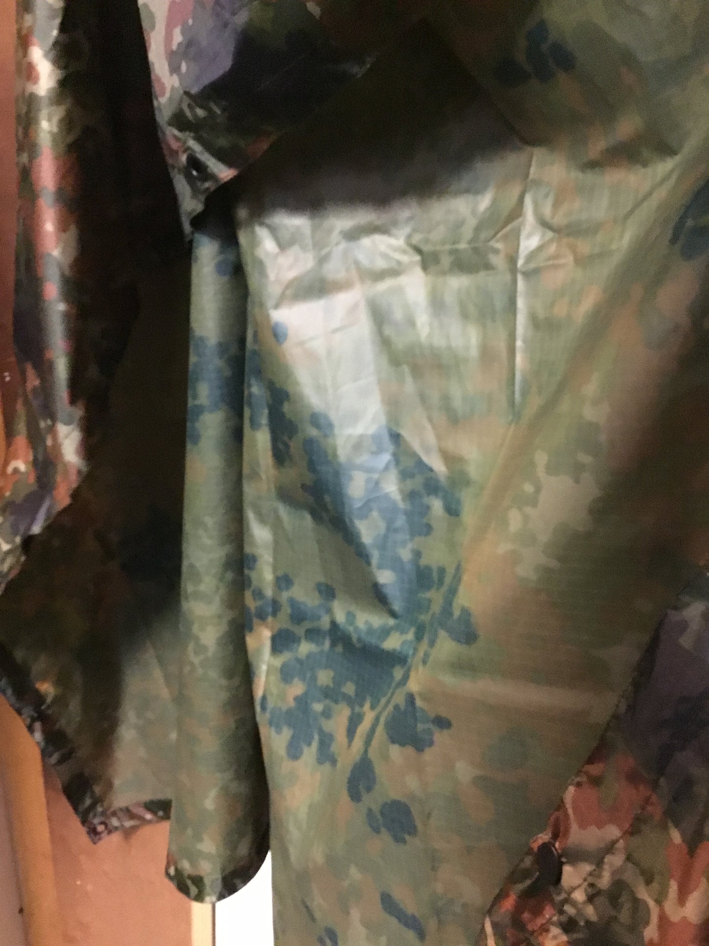 New Flecktarn Pattern Poncho , also in Black