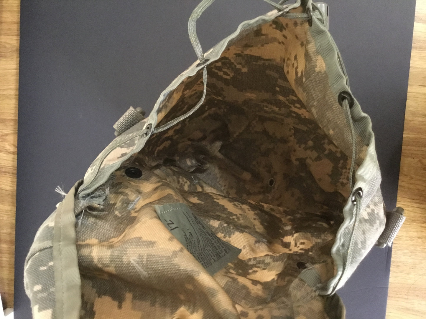 U.S. ACU Pattern Modular Sustainment Pouch