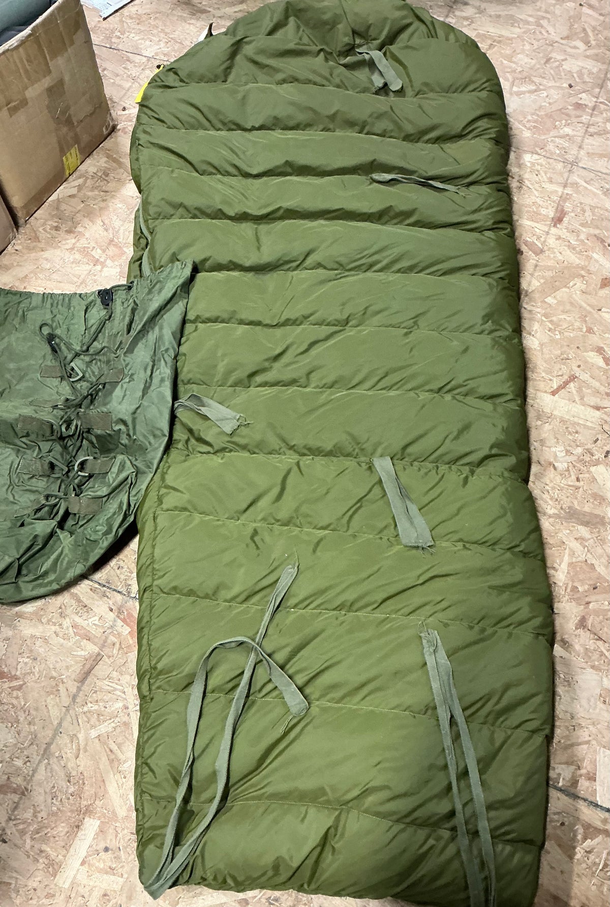 Canadian Forces  Down Filled Sleeping Bag 3 Pieces