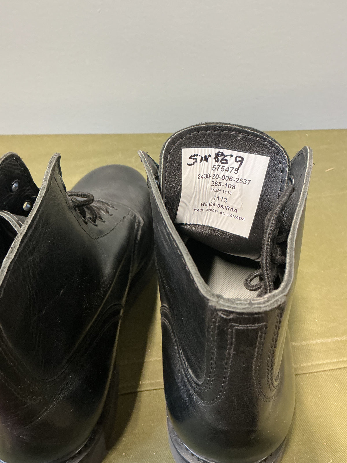 Canadian Forces Dress/Parade Boot Size 9.5 Non Steel Toe