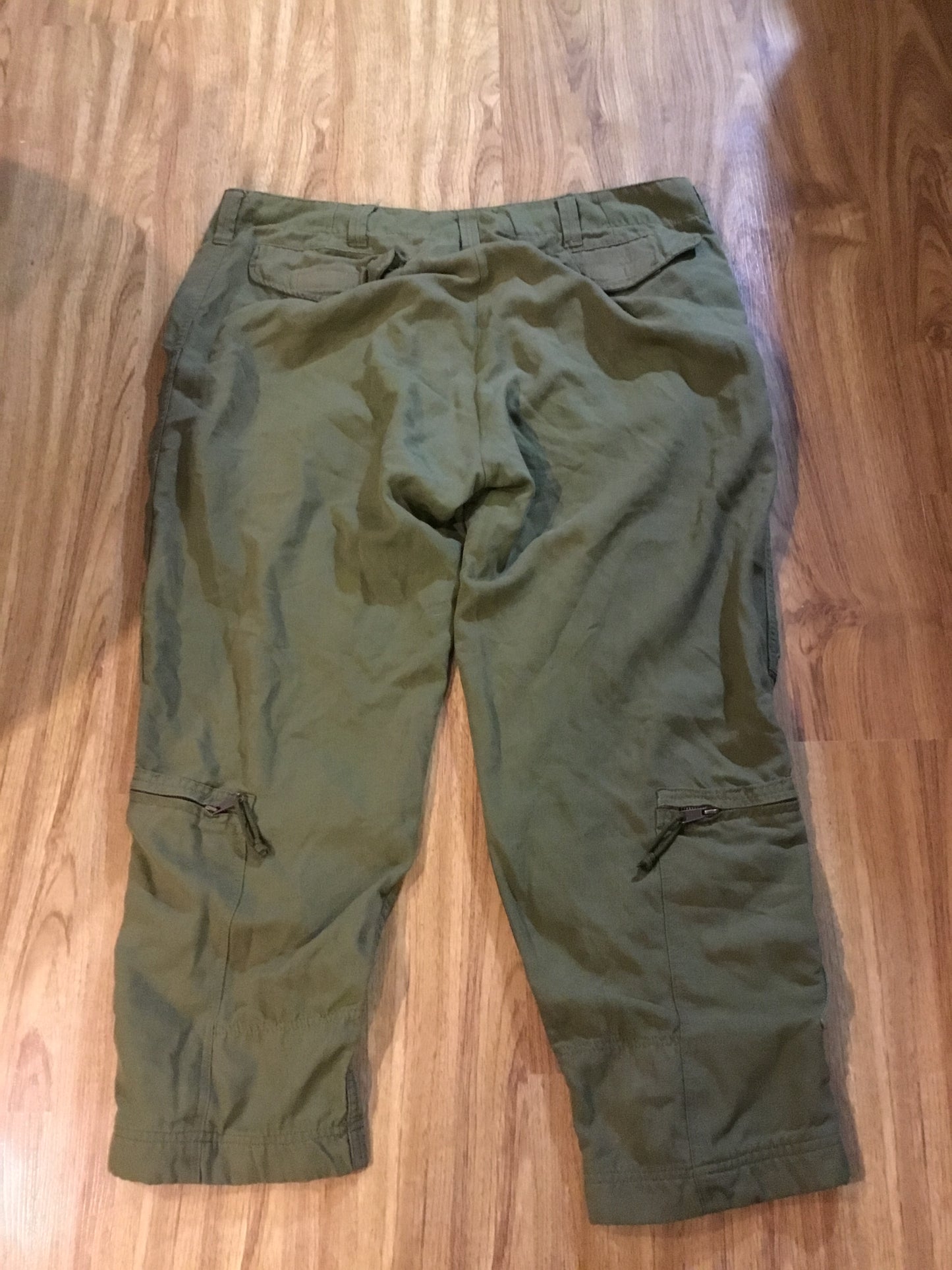 Canadian forces Helicopter Crew Pants, Military Size is 7044