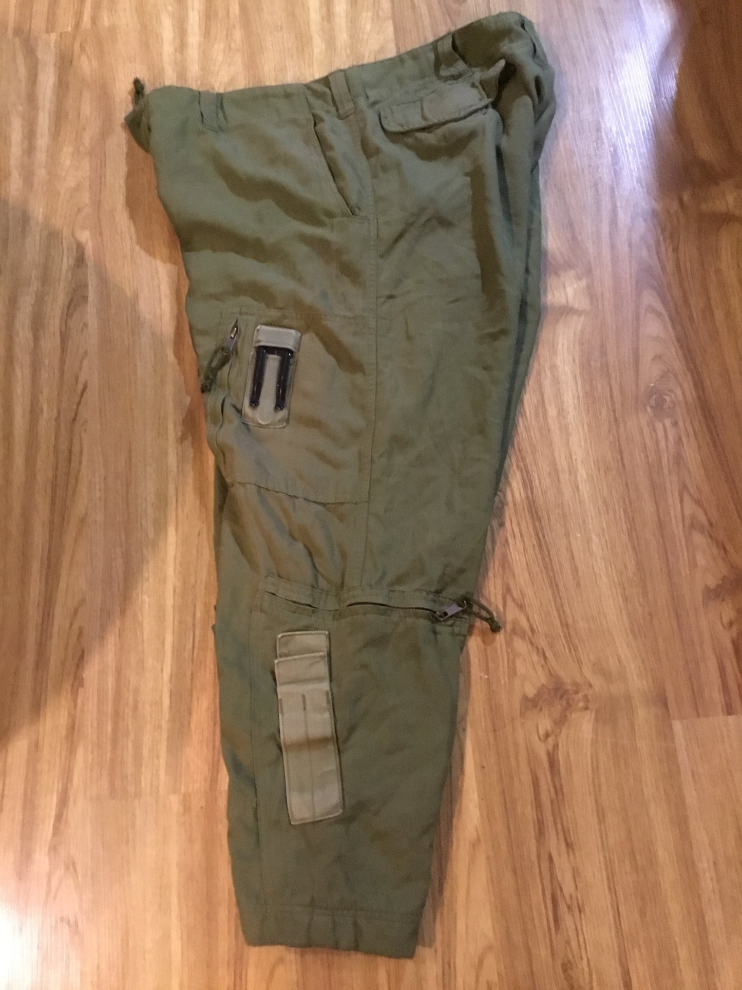 Canadian forces Helicopter Crew Pants, Military Size is 7044