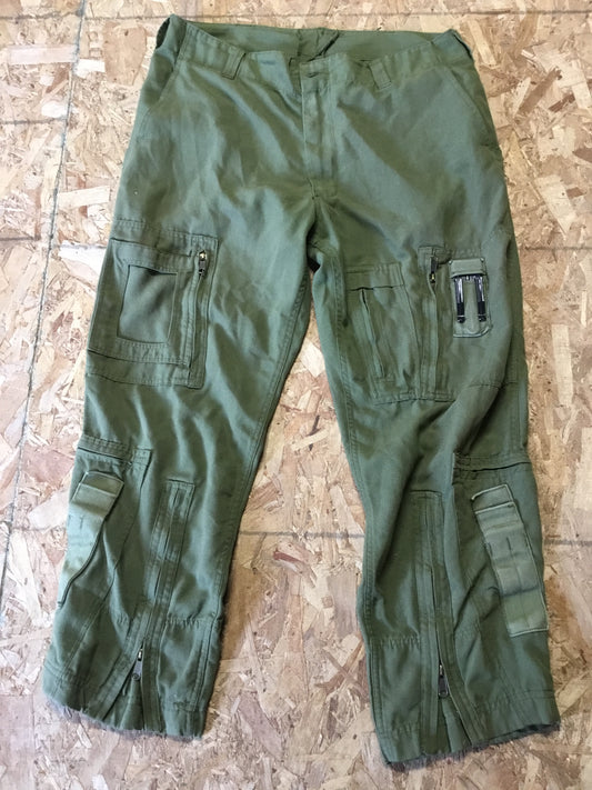 Canadian forces Helicopter Crew Pants, Military Size is 70/40 Or 40 inch waist