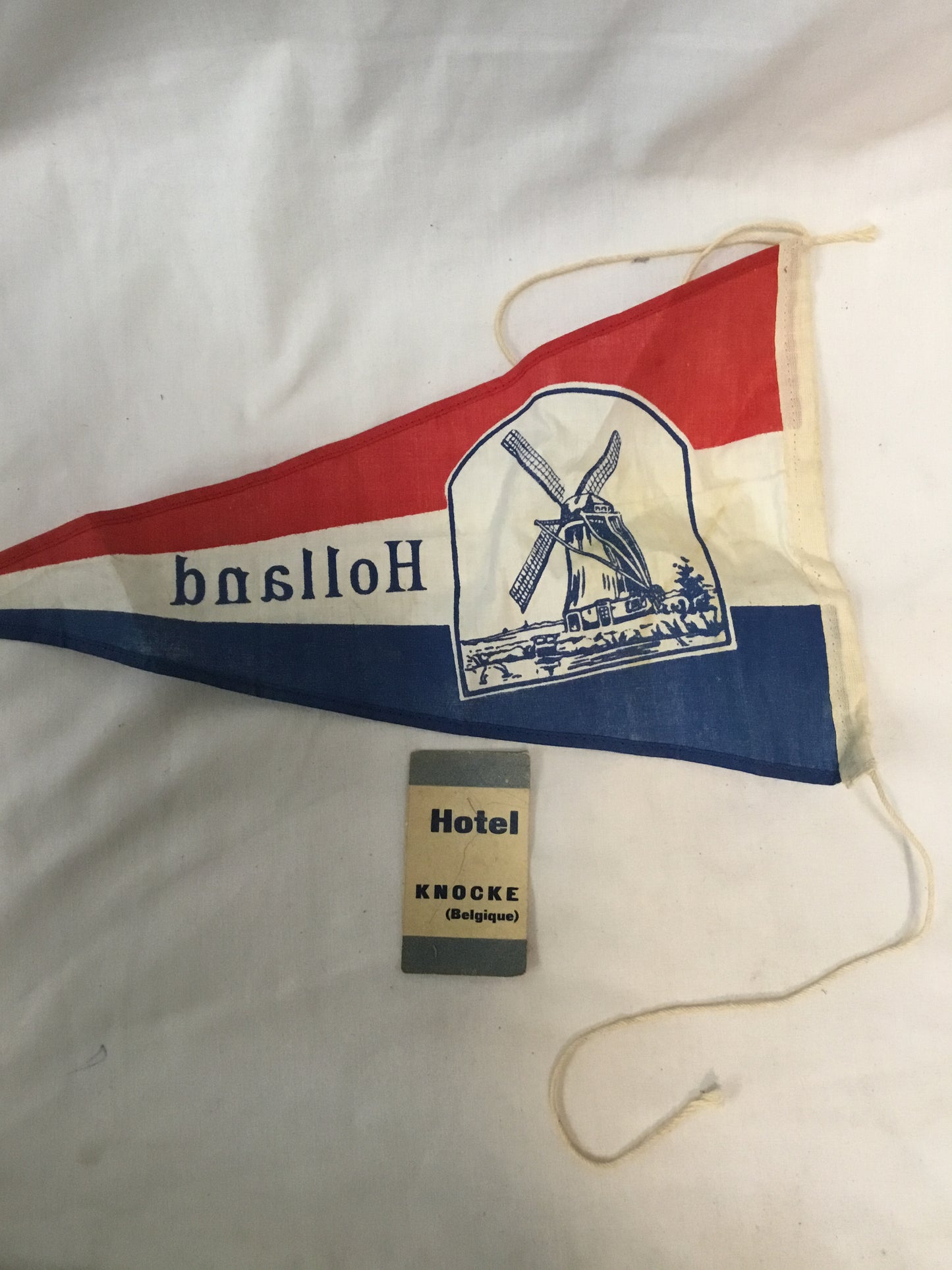 Soldiers. War souvenirs Holland pendant/ Flag and Belgian hotel stub