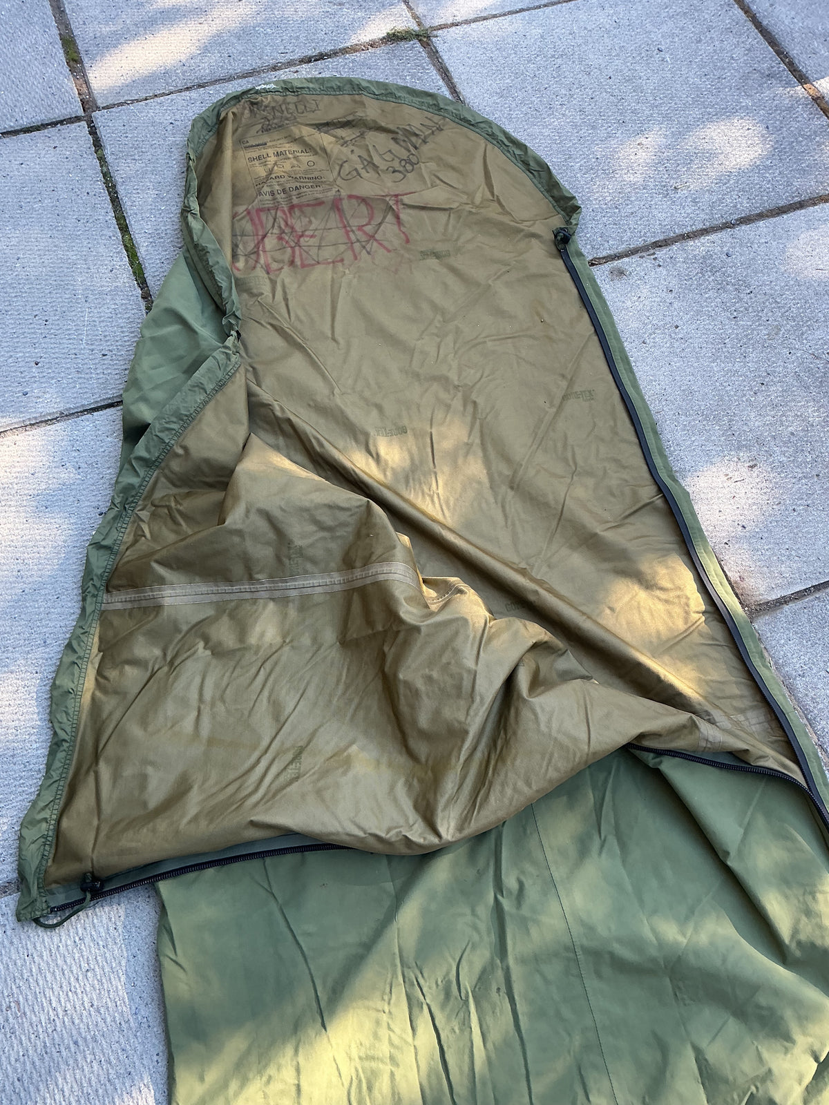 Seconds Canadian Forces waterproof Bivy bag , with Zipper