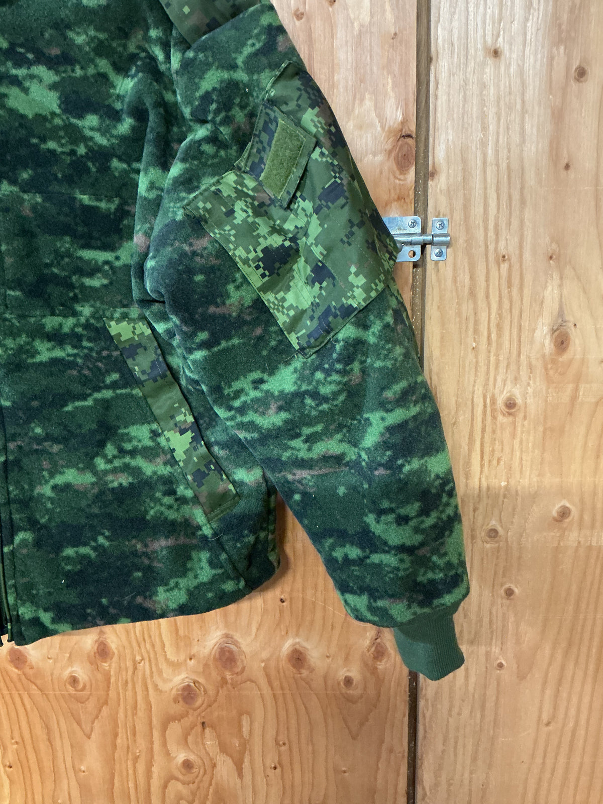 Canadian Forces Cadpat Polar Fleece Jacket  Small Short or 67/36