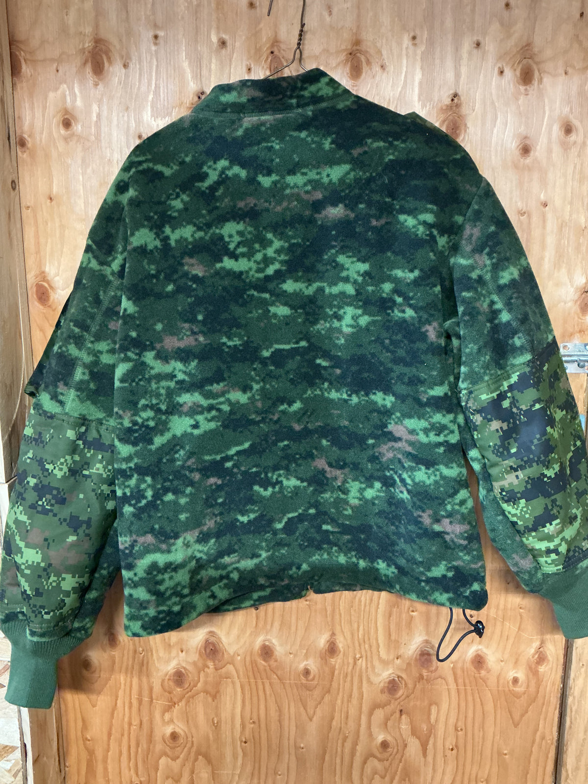 Canadian Forces Cadpat Polar Fleece Jacket  Small Short or 67/36