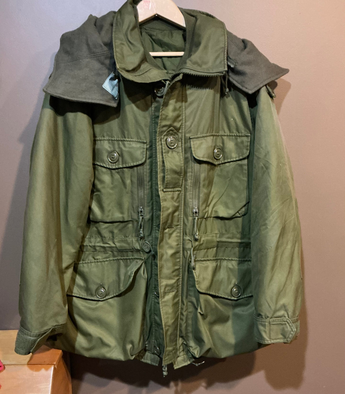 Canadian Military Arctic Parka Removable gore-Tex Liner size Medium Regular -70/40