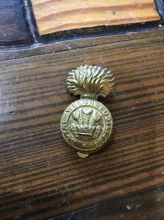 WW2 British Army Brass Cap Badge - Royal Welch Fusiliers