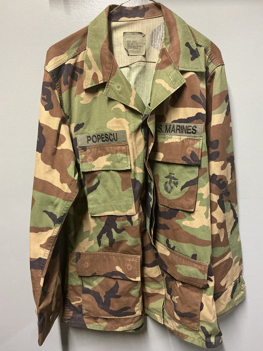 U.S. WOODLAND BDU SHIRT WITH MARINE CORE INSIGNIA