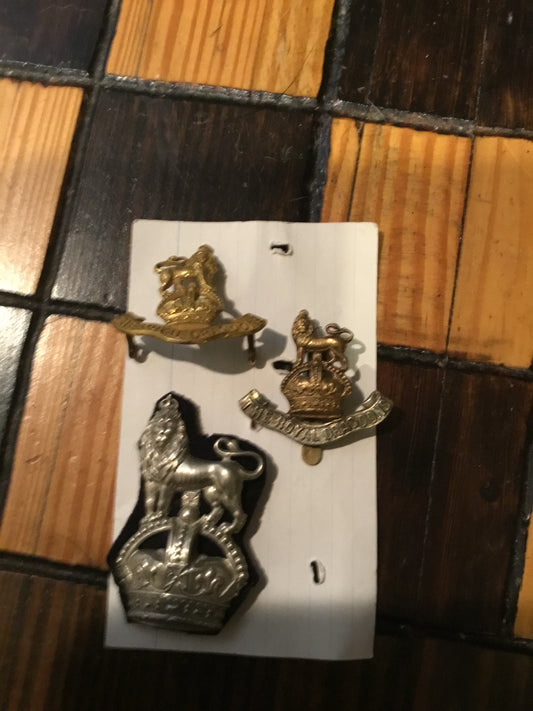 Lot of 3 ,1st Royal Dragoons Hat Badges