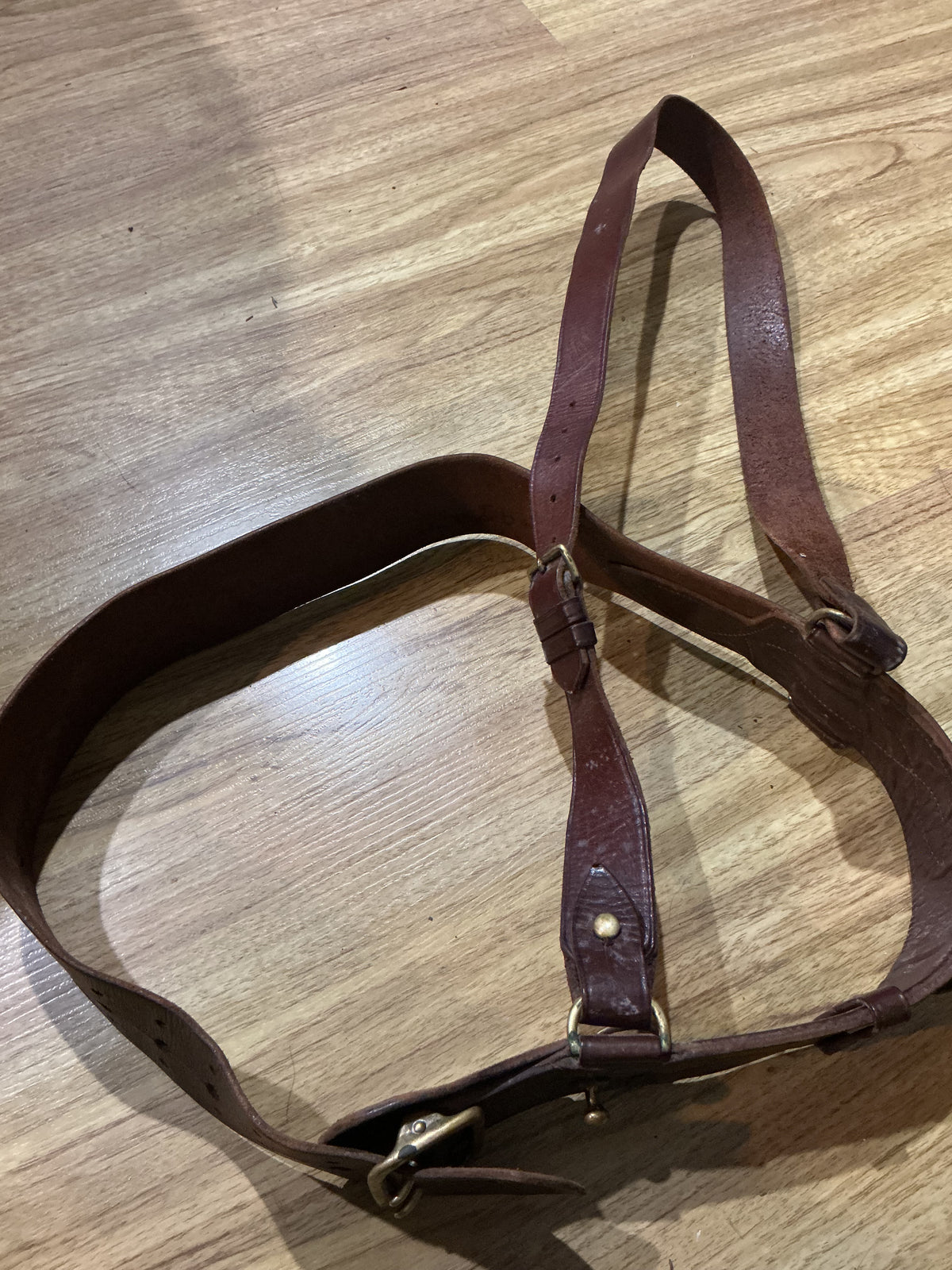Early Leather Sam Brown Belt with shoulder strap, brass fittings