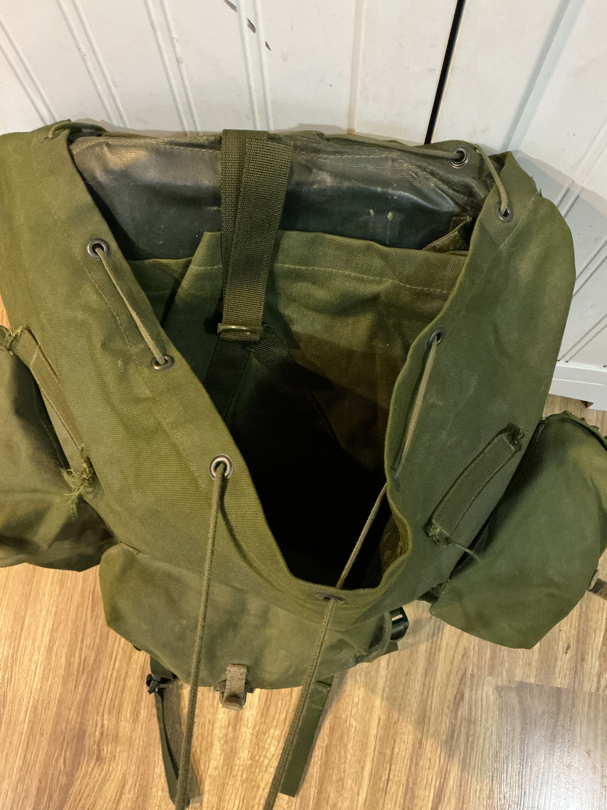 1982 Pattern Canadian Military Rucksack  with Frame