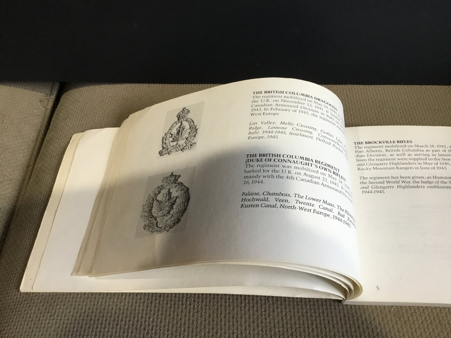 Canada’s Army in WW11  Badges, Histories of the corps and Regiments