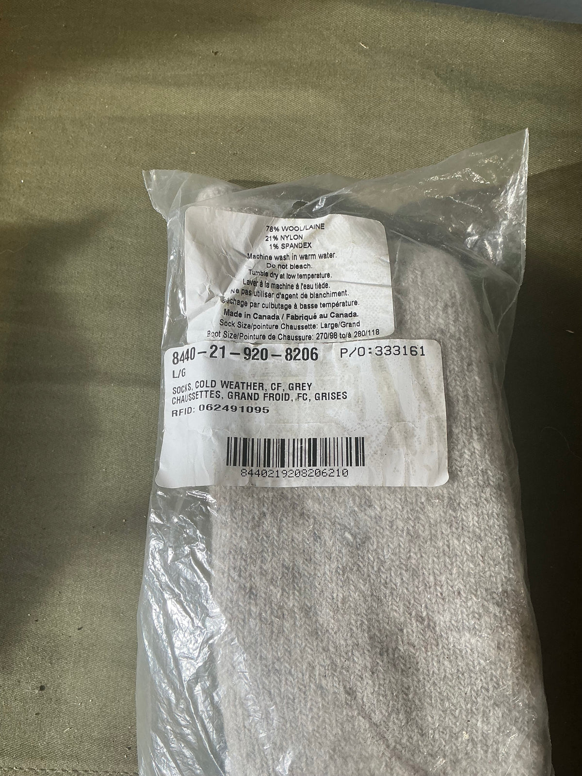 New Military Wool Socks Size Large 78 % Wool 21 % Nylon 1 % spandex