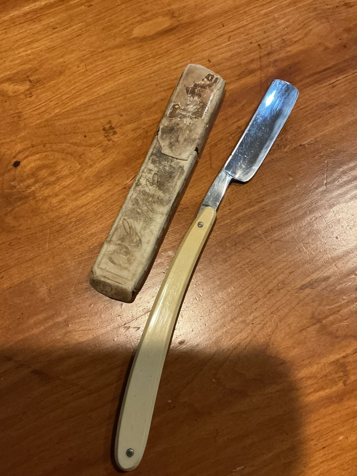 Antique Straight Razor Made in Germany with partial Box