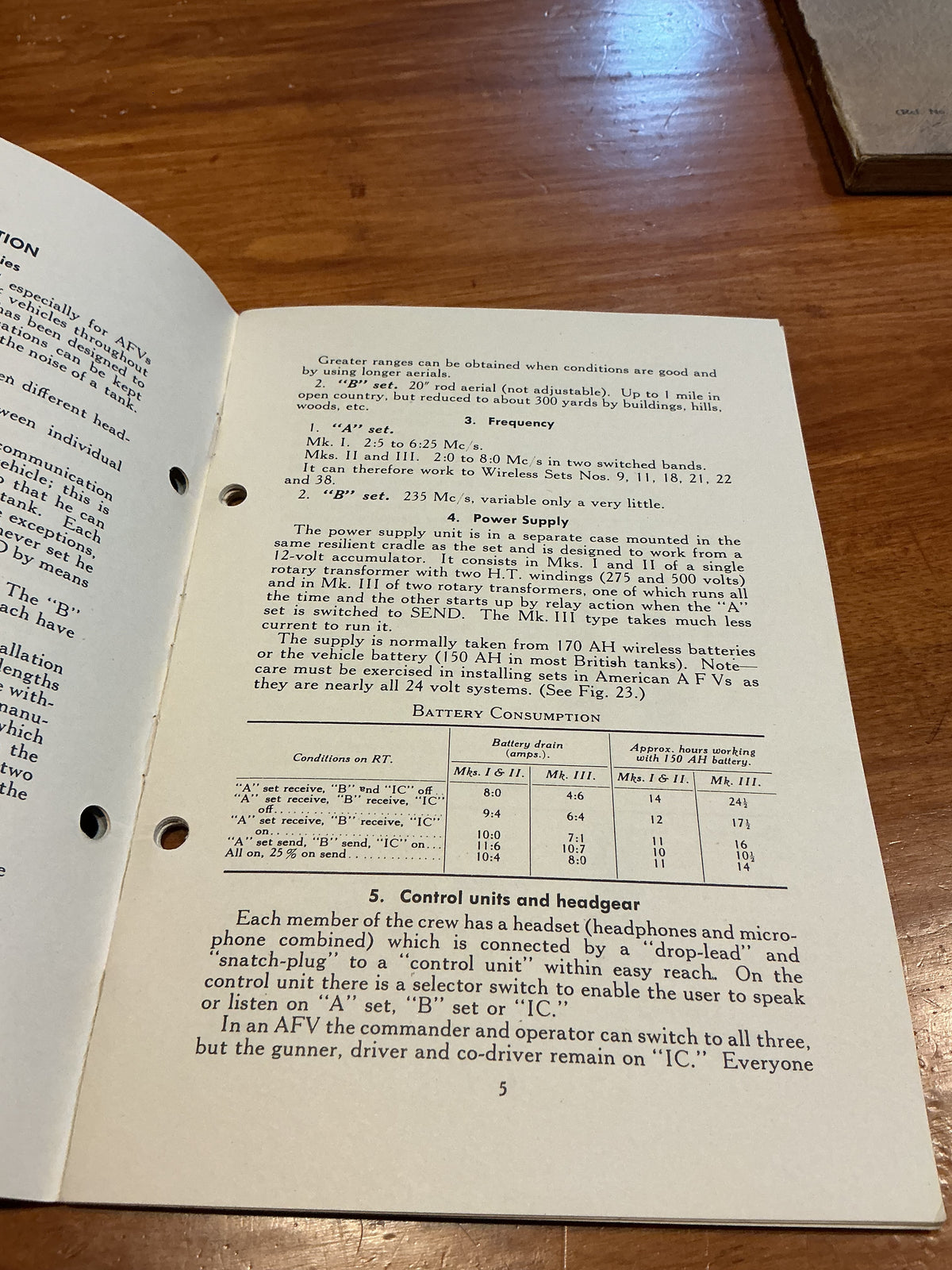 Working Instructions Wireless Sets No 19 Mark 1 Mark 11 and Mark111 ;part1