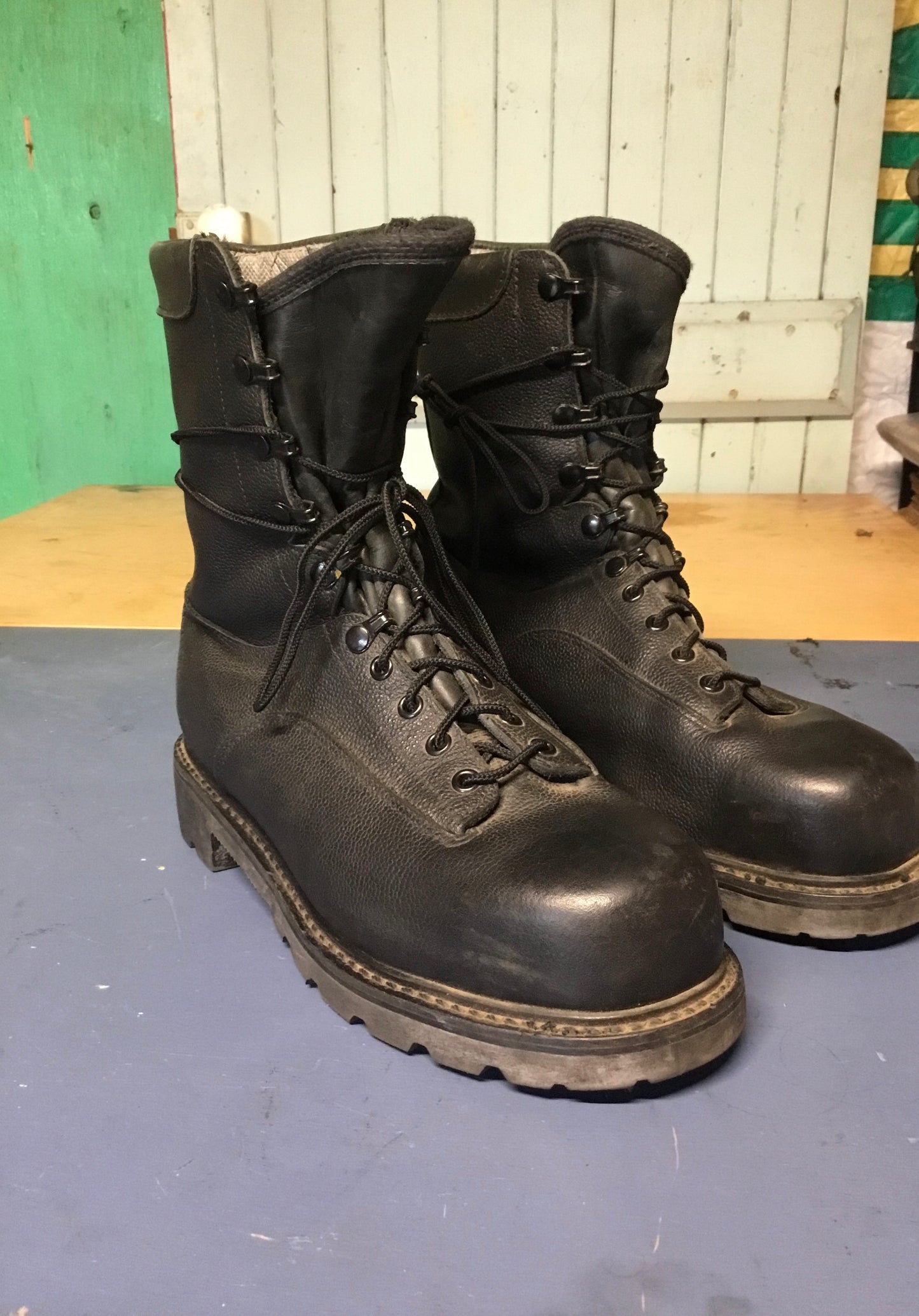Military Terra Work Boots Steel Toe Cold Wet Weather Size 9.5