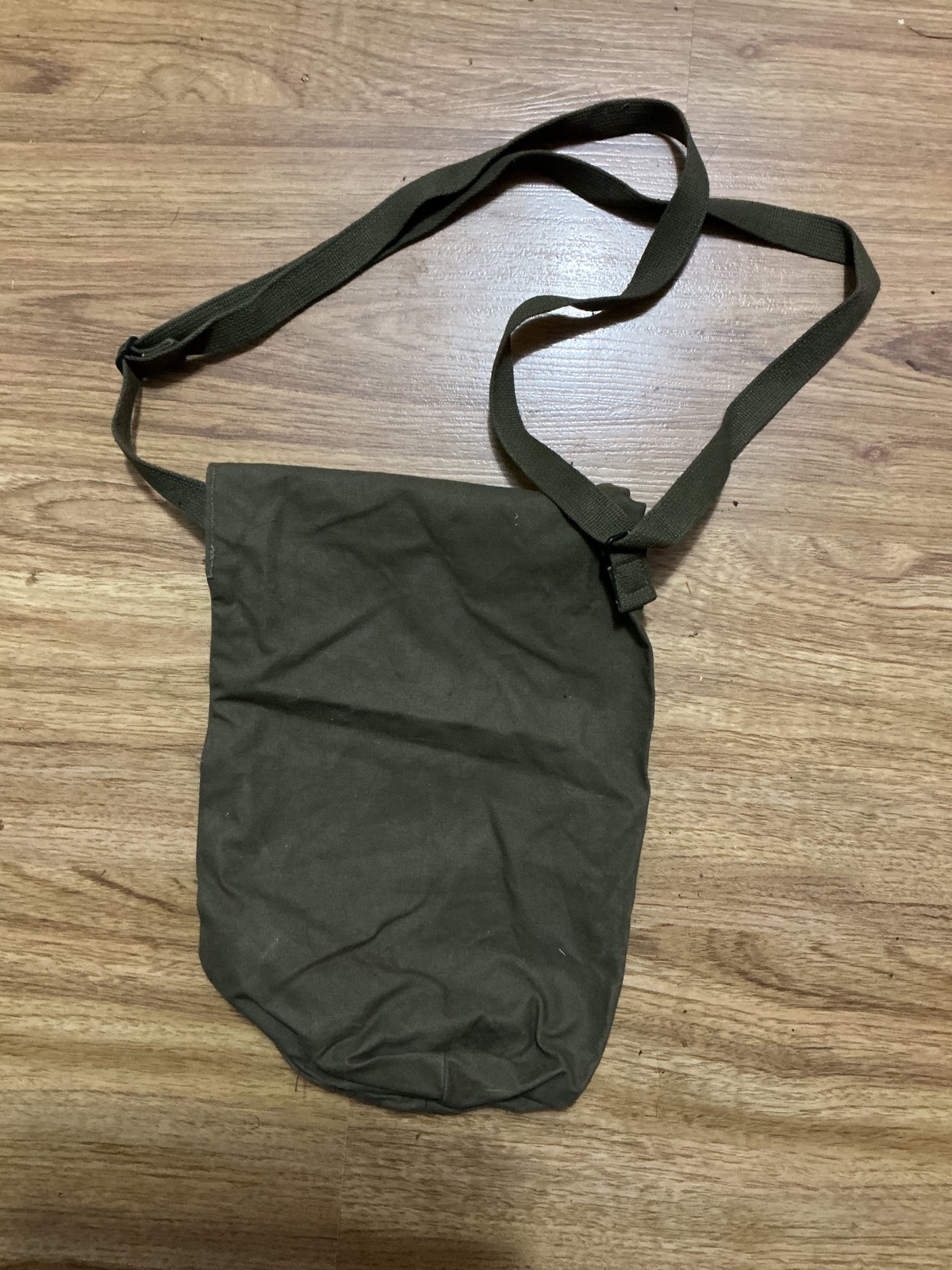 Vintage U.S. CD-V-800 Gas Mask Bag