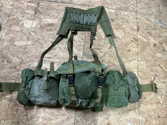 1982 pattern Canadian Military Webbing Set