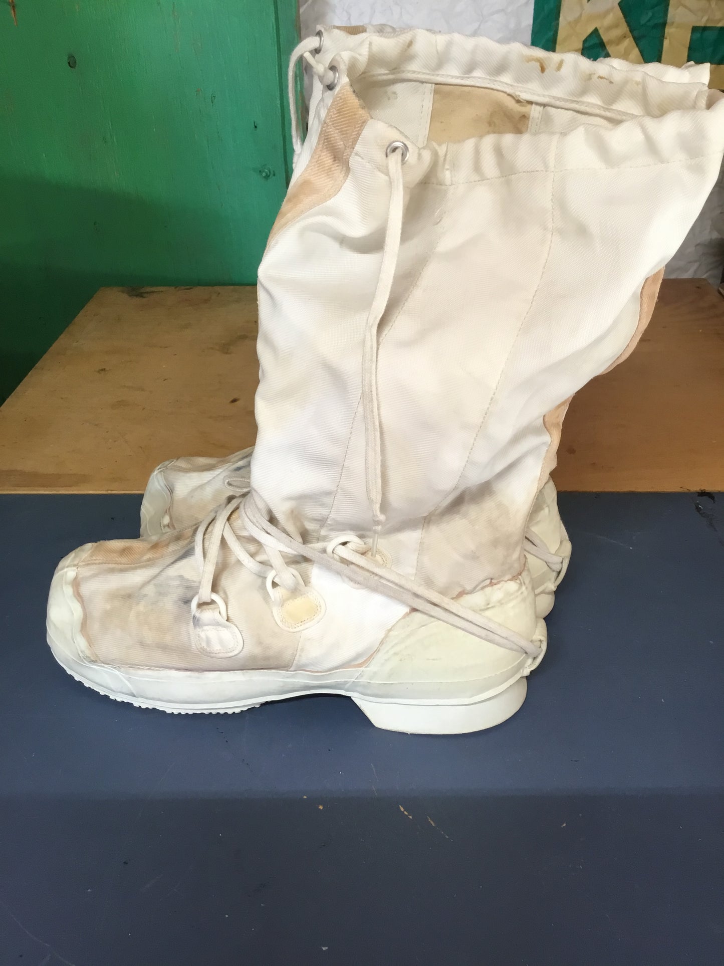 Canadian Military Winter ;Muckluck Boots Size ;12 in good condition