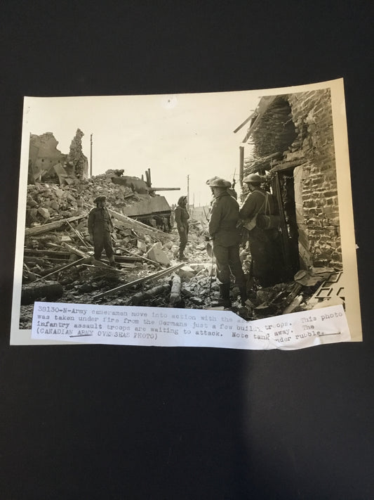 WW11 Canadian Army Overseas photo Camera man move in action with the assault troops