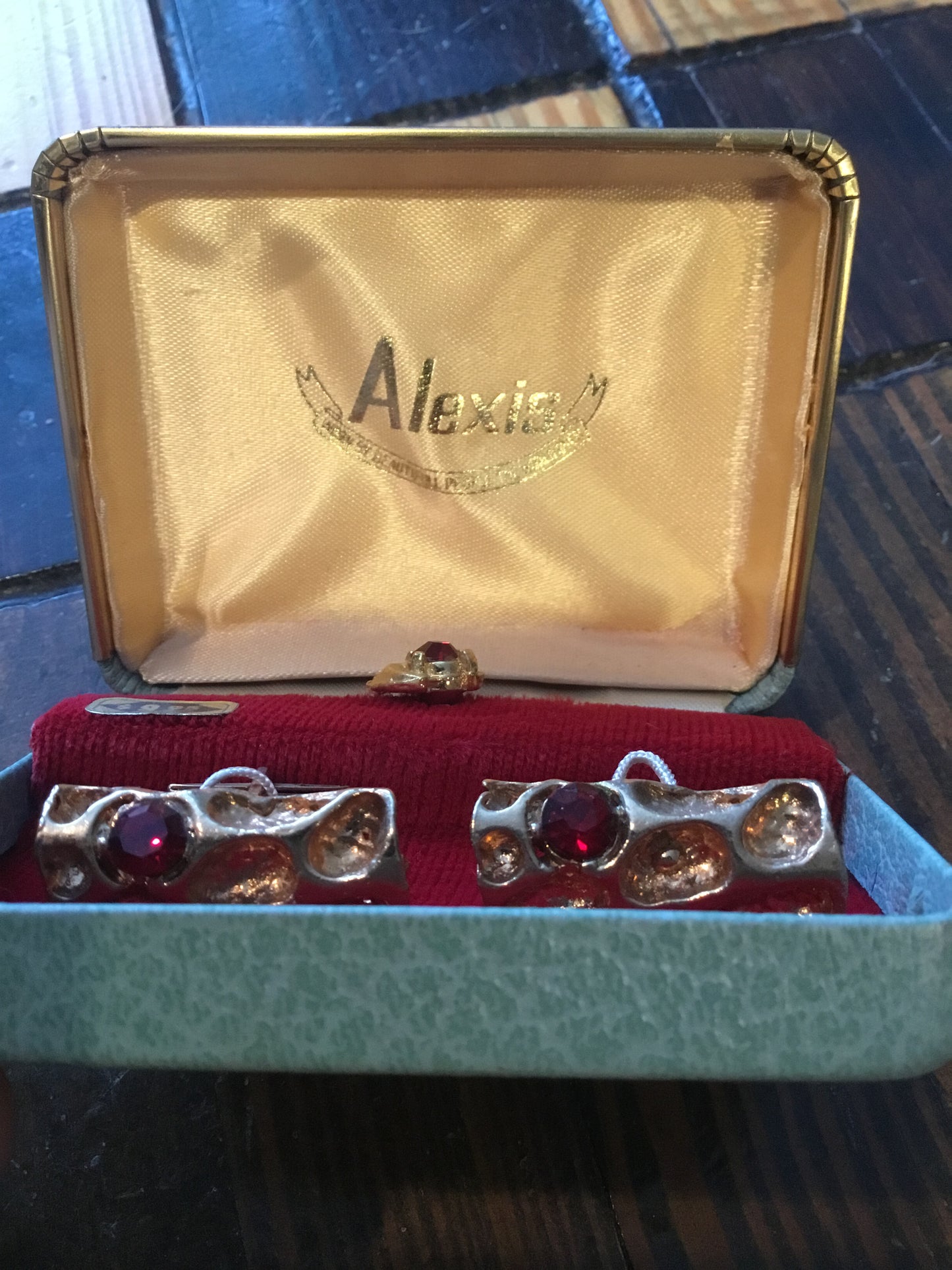 Vintage Alexis Cufflinks and Tie Pin  in Box