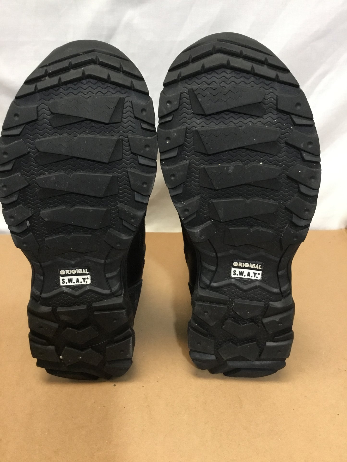 Original Swat Boots Size 8 U.S. ;in very good condition ,light use Waterproof , lightweight .