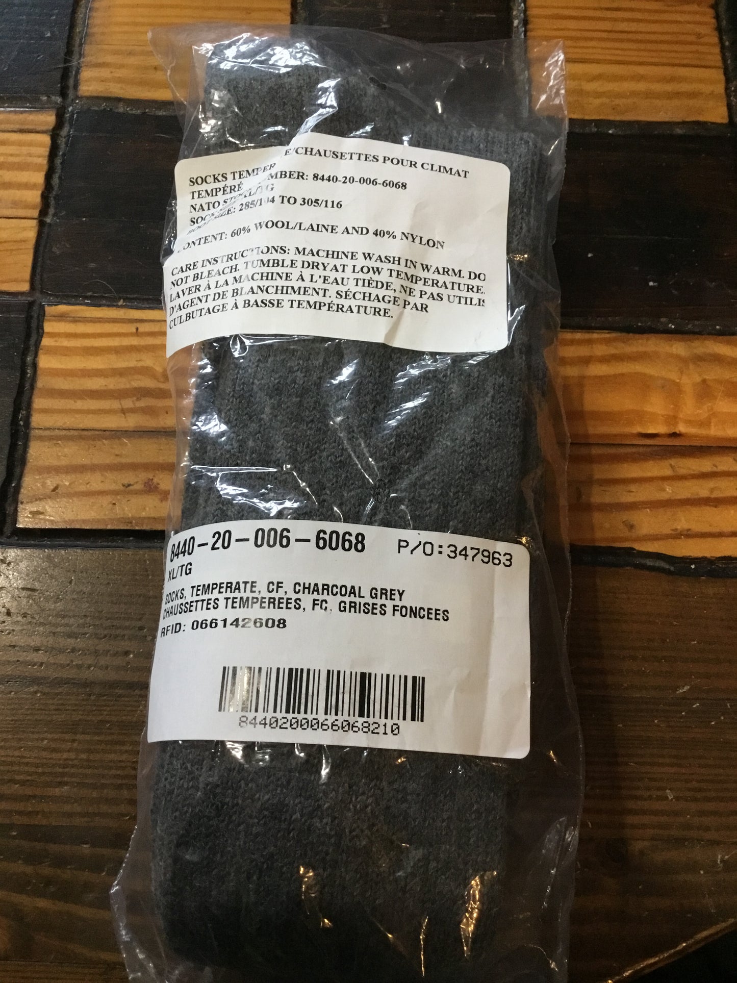 New Canadian Forces Wool Socks Gray , size X Large