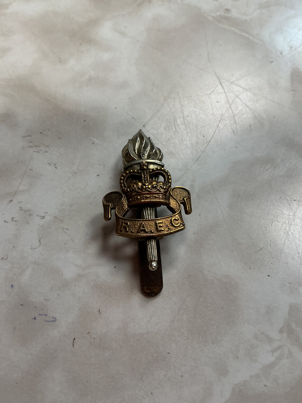 British Royal Army Education Corps Cap Badge