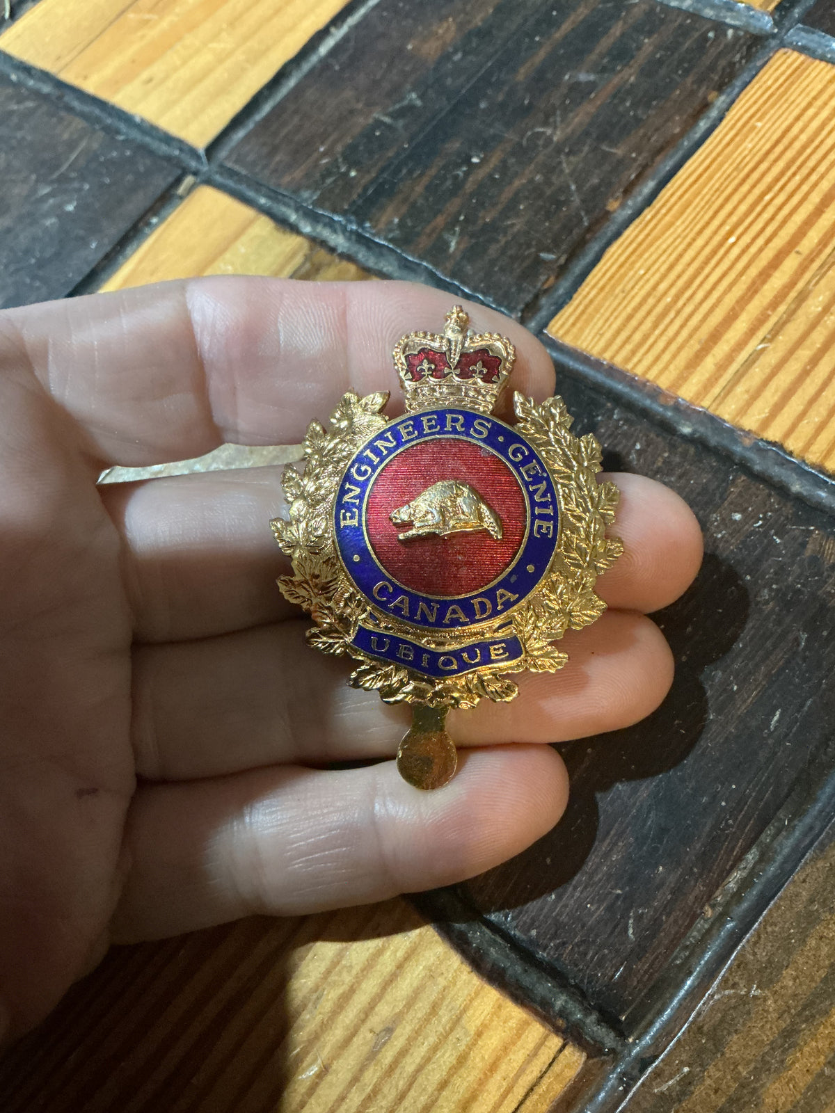 Canadian Forces RCE Engineers Enamel Cap Badge