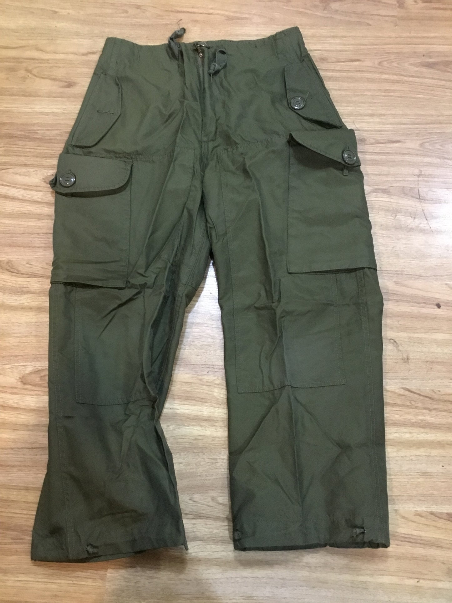 Vintage Canadian Military Wind Pants ,Small