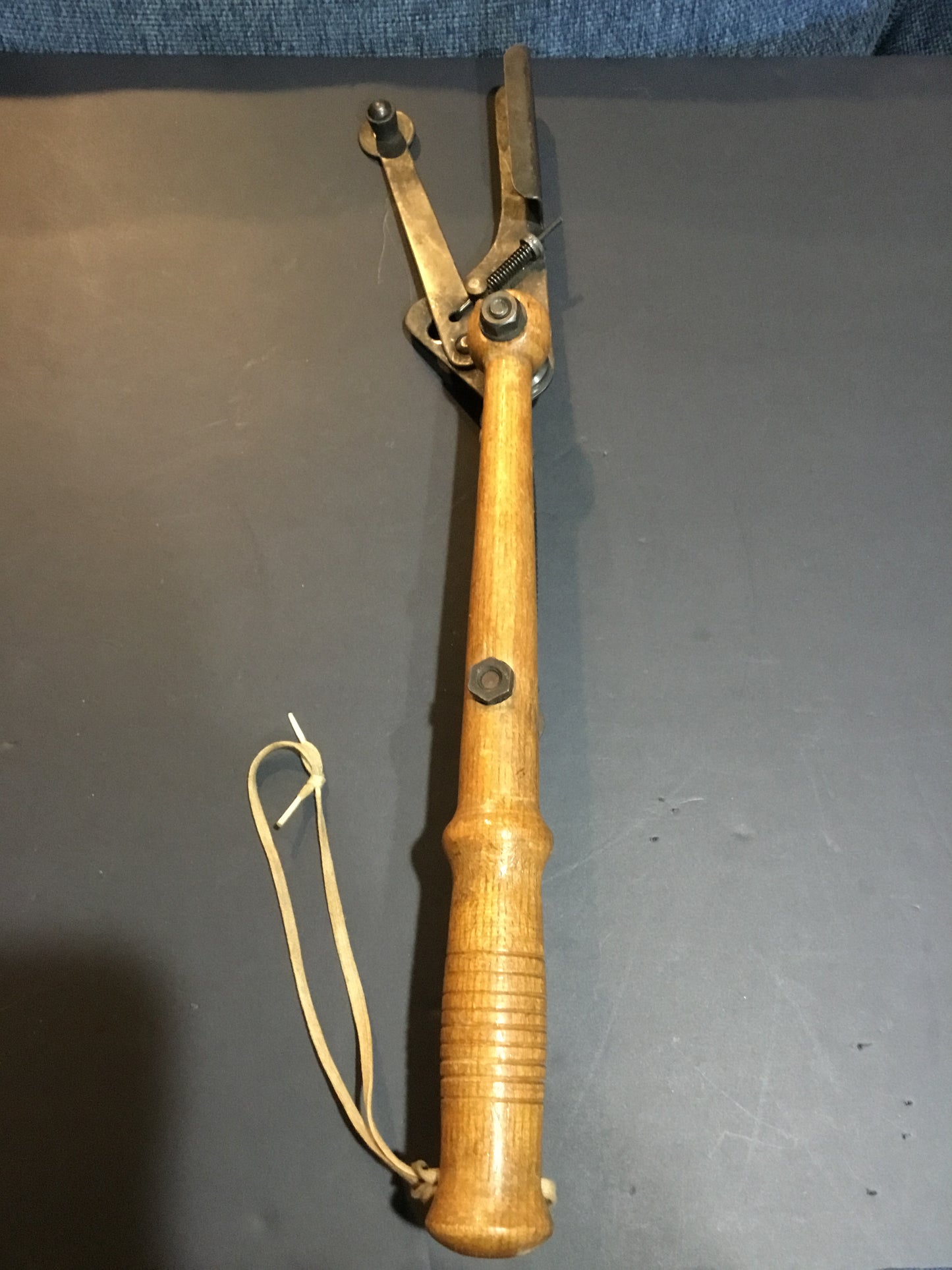 Vintage Hand Held Skeet / Clay Pigeon Thrower