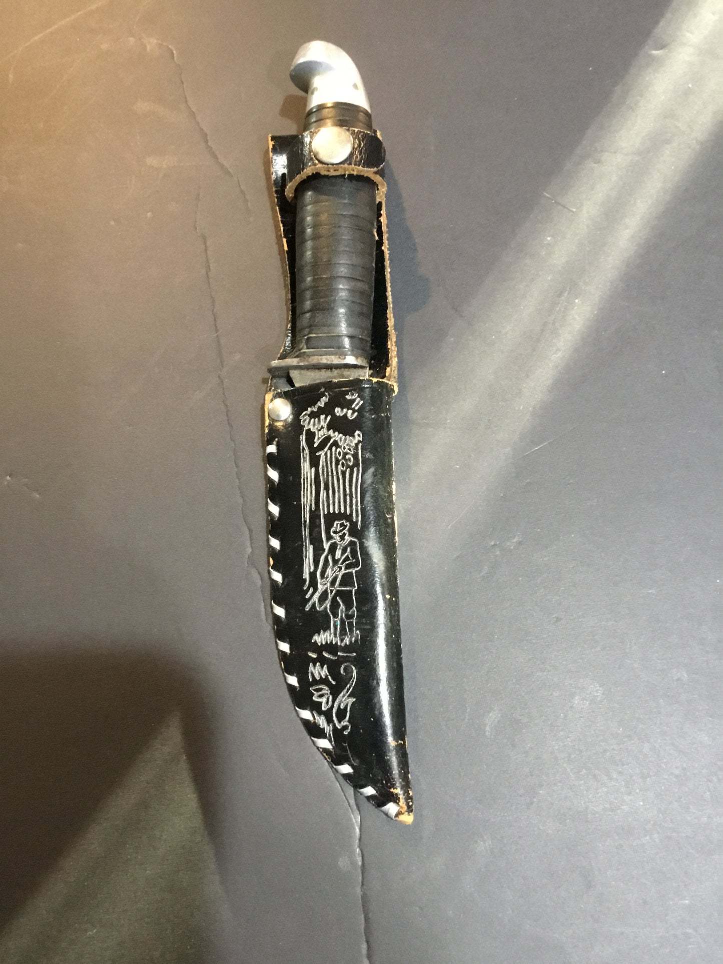 Vintage Fixed Blade Western Knife , USA Made