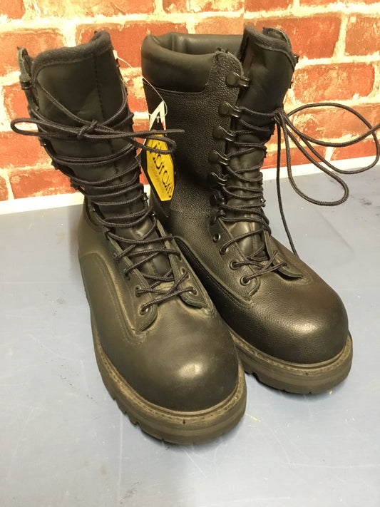 Canadian Forces Wet Weather Gore-Tex Boots Size 7 narrow
