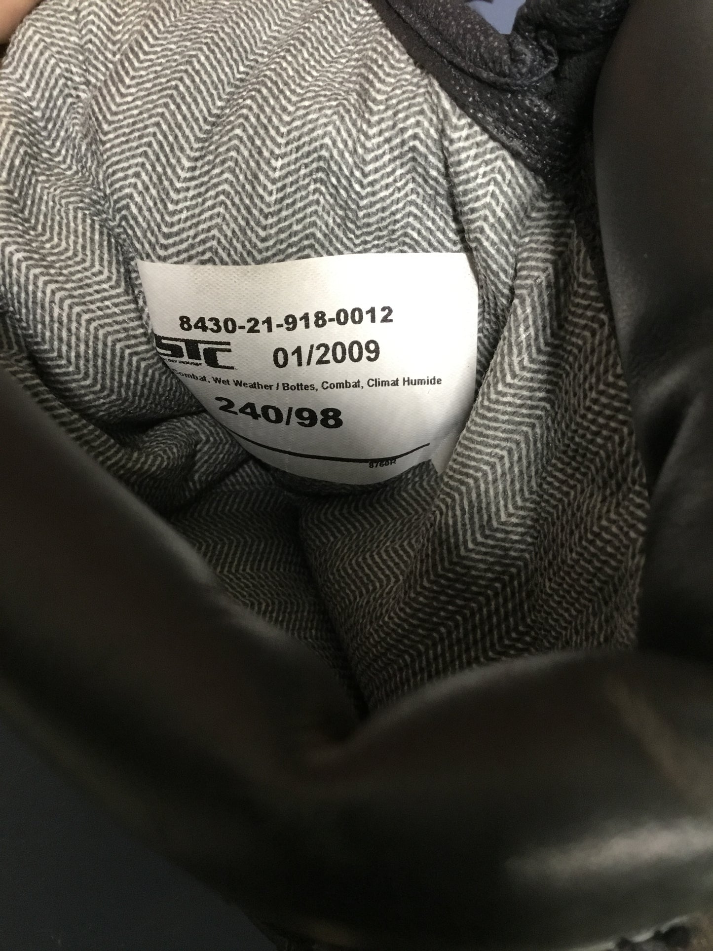 Canadian Forces Wet Weather Gore-Tex Boots Size 7 narrow