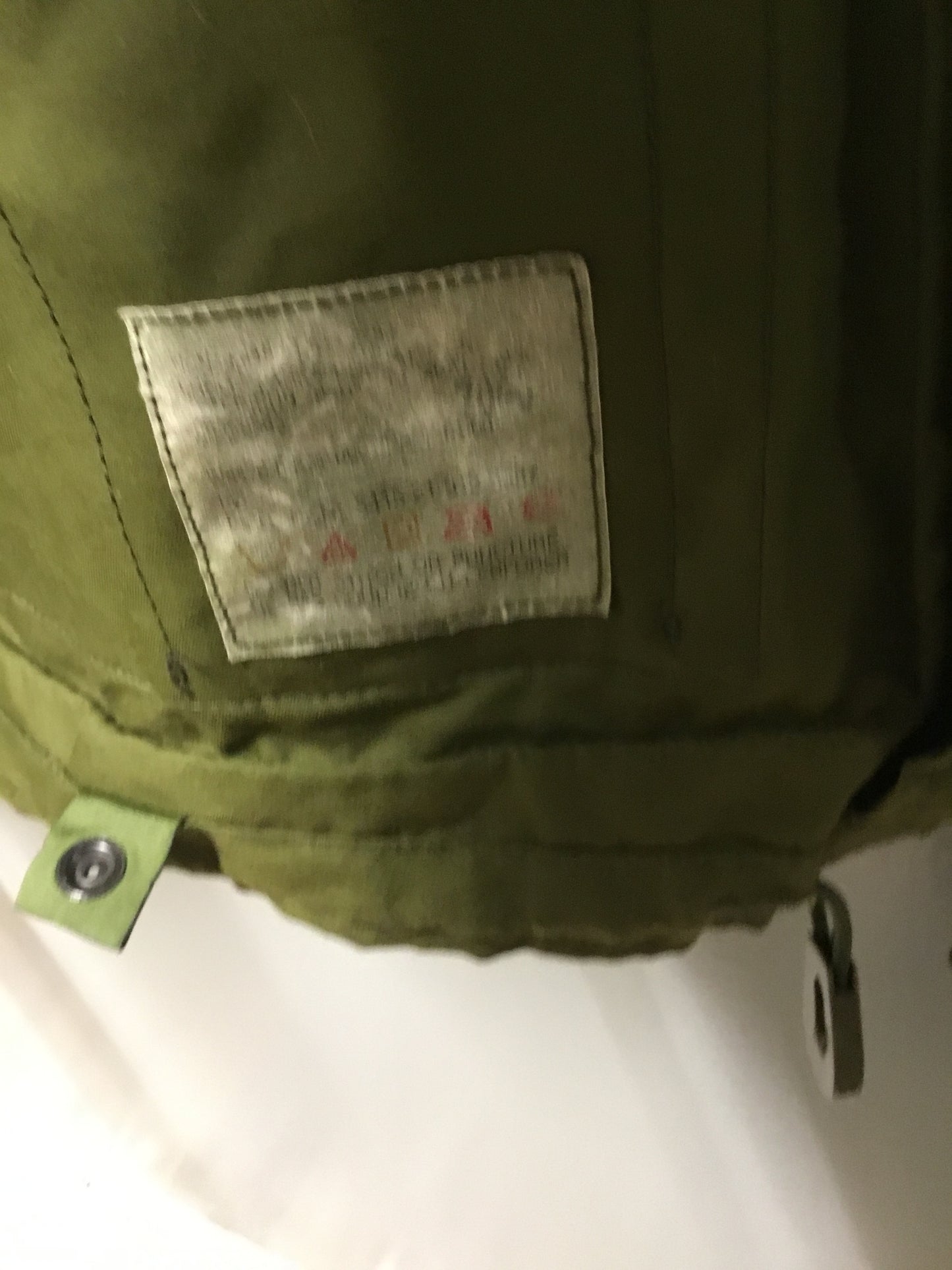 Canadian Forces Winter Parka Shell MED/ Regular Or 70/40