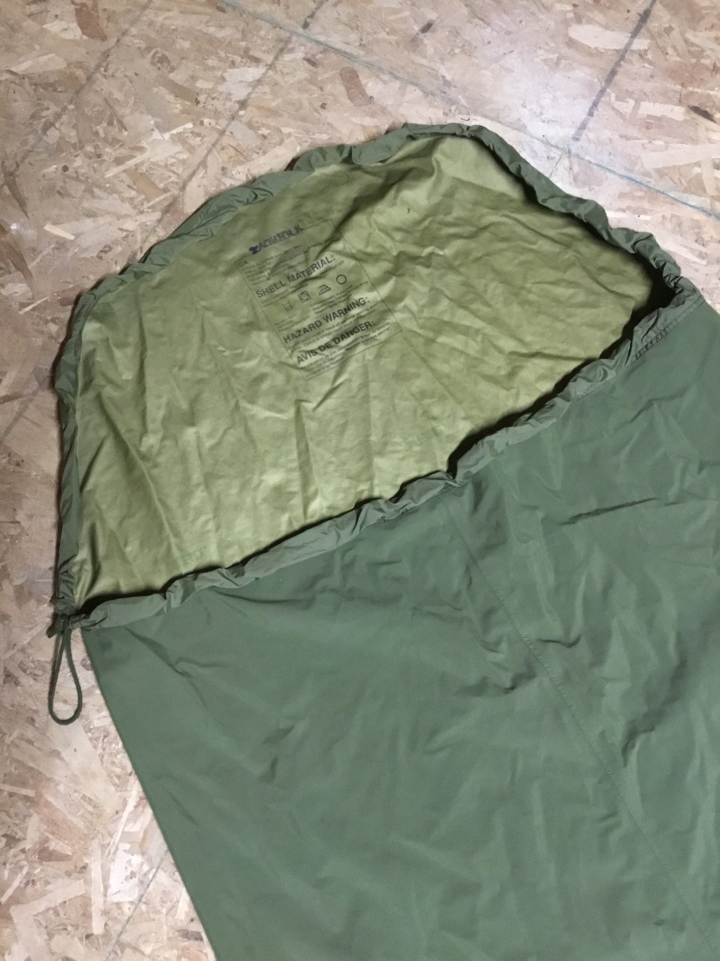 Canadian Forces Gore tex   sleeping bag cover