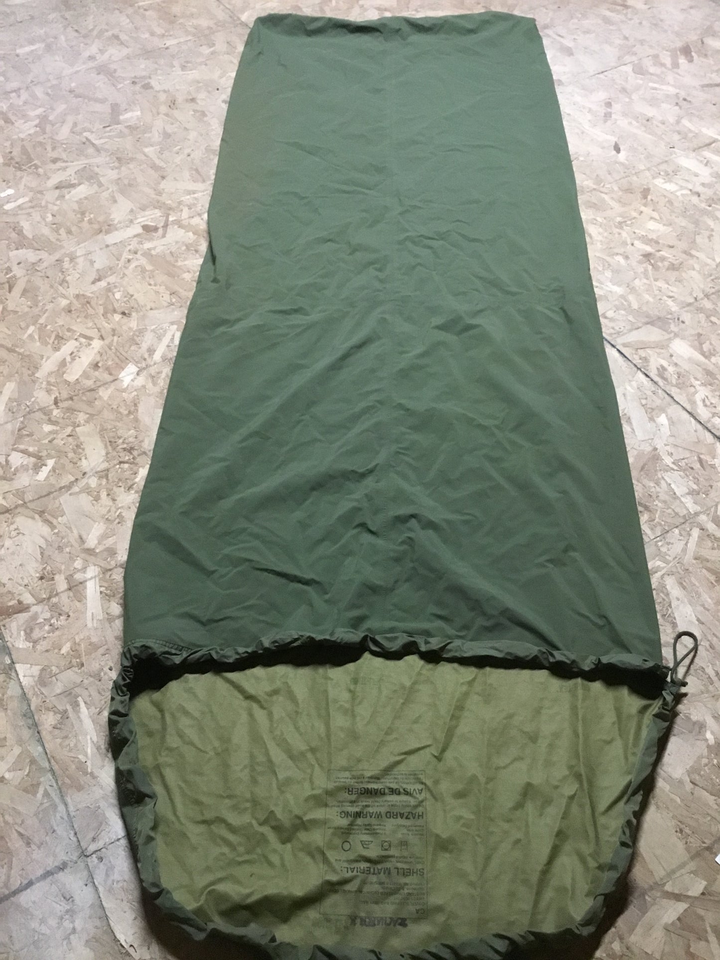 Canadian Forces Gore tex   sleeping bag cover