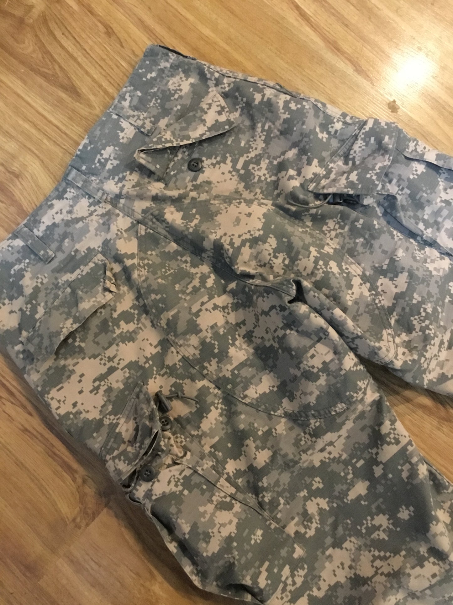 U.S. Military ACU Pattern Combat Pants MEDIUM TALL